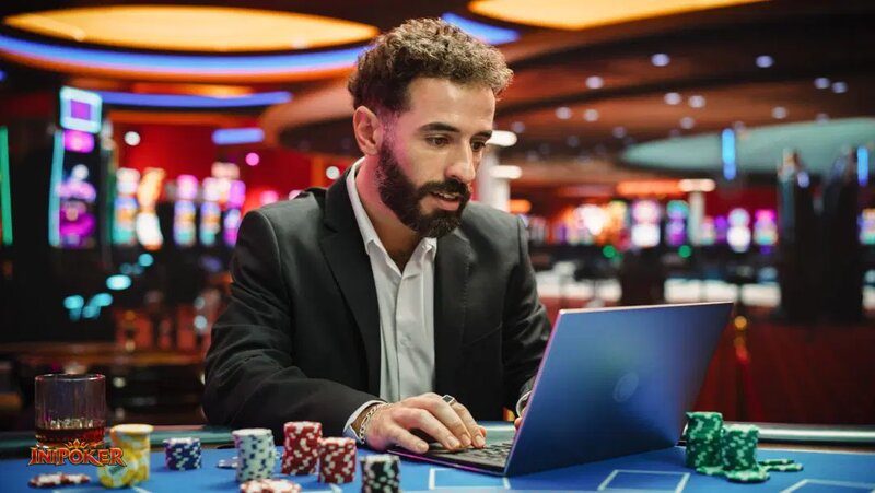 Inipoker Card Games - Blackjack and Baccarat Against the House